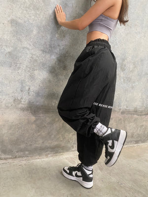 "PERFORMANCE" WIDE LEG PARACHUTE PANT